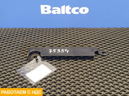 Кронштейн цилиндра подъема кабины