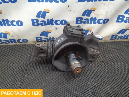 Кулак поворотный правый